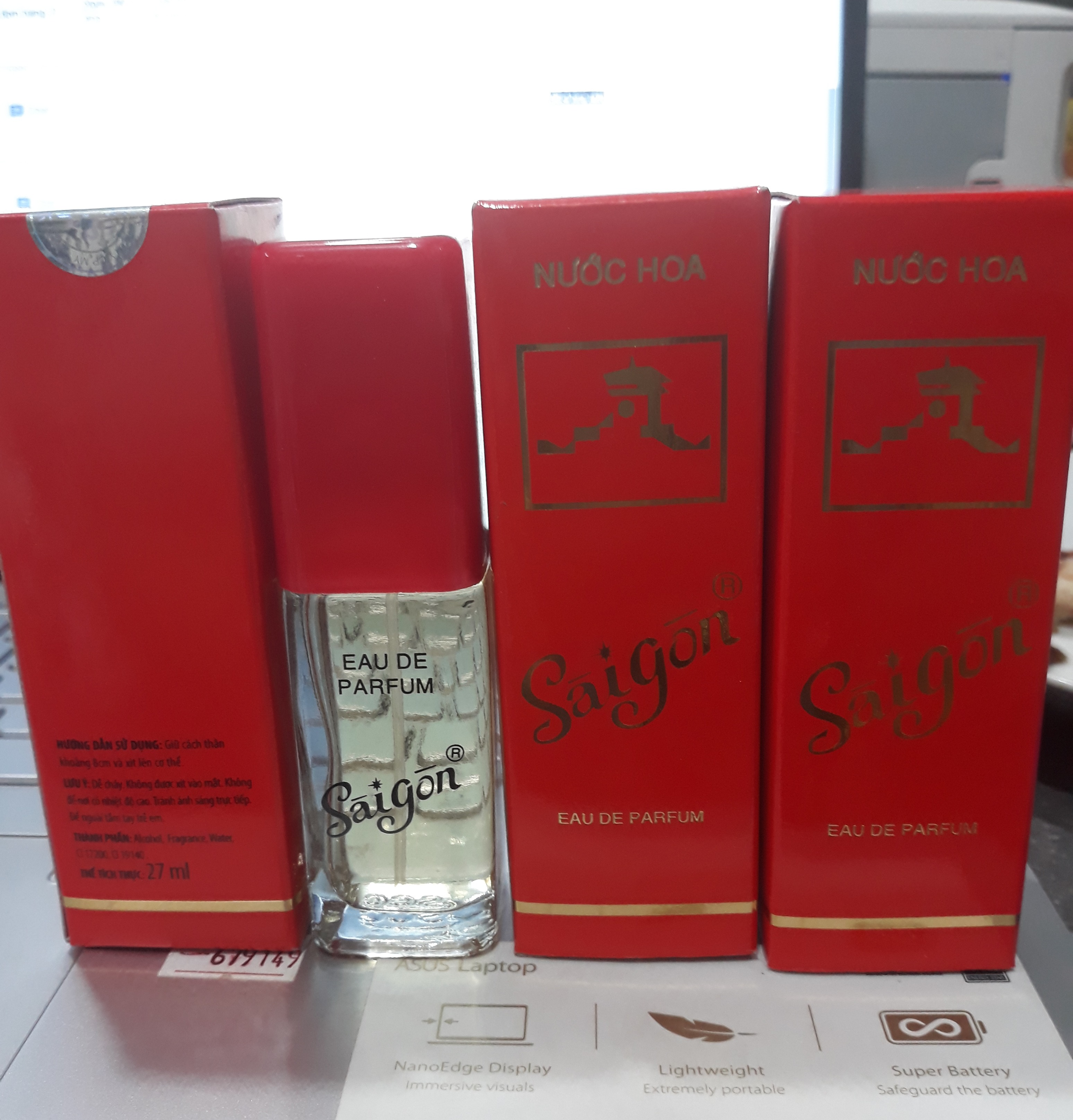 sỉ 10 chai nước hoa sài gòn thơm dai quyến rũ