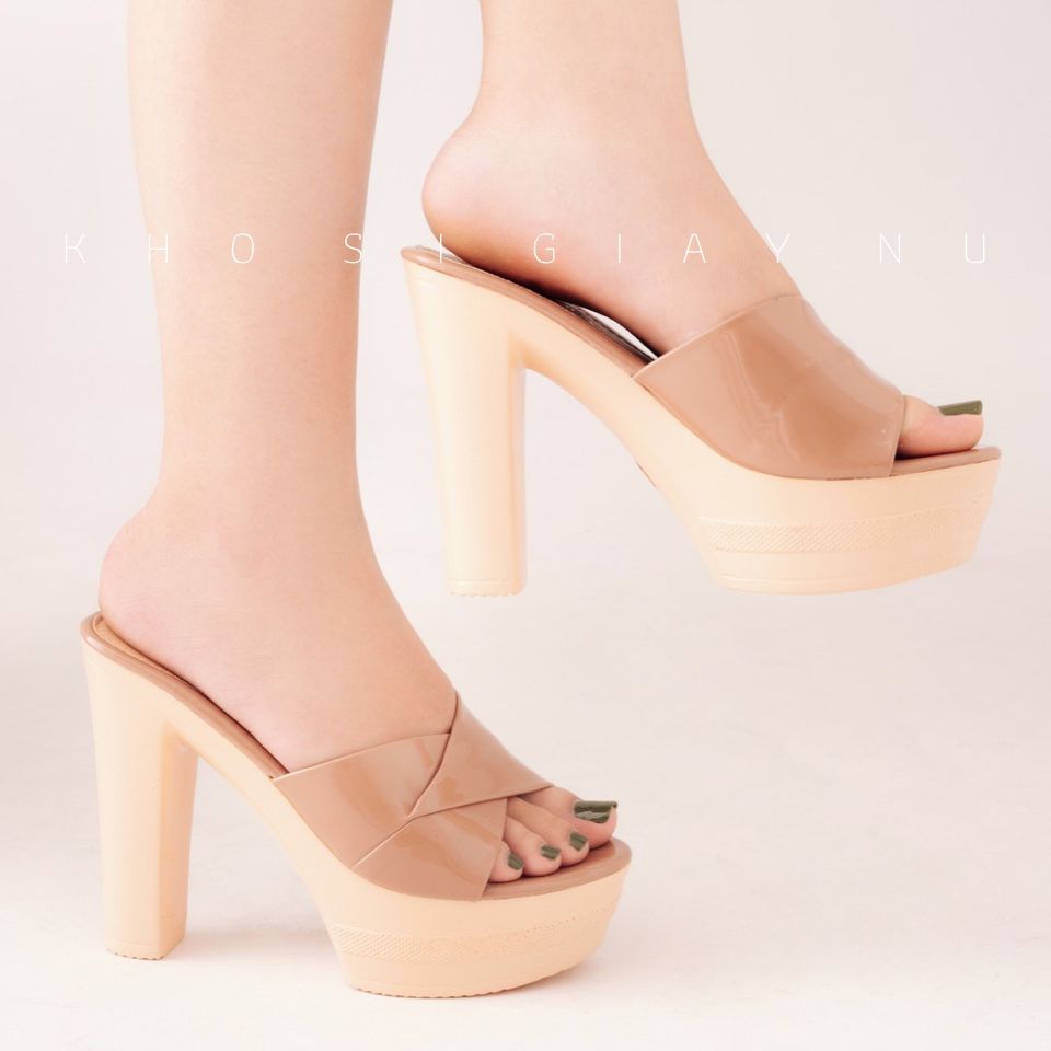  Giày sandal nữ cao gót siêu nhẹ không quai hậu cao 12 phân đế đúc nguyên khối 