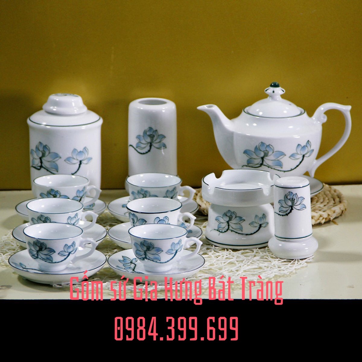 Bộ ấm chén men trắng vẽ hoa sen gốm Gia Hưng Bát Tràng
