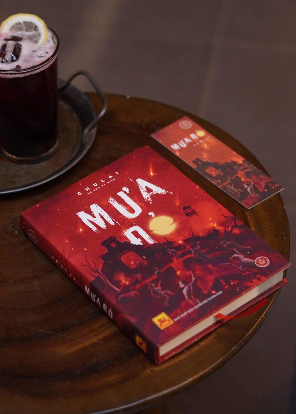 Sách - Mưa đỏ - Chu Lai (ấn bản kỉ niệm)