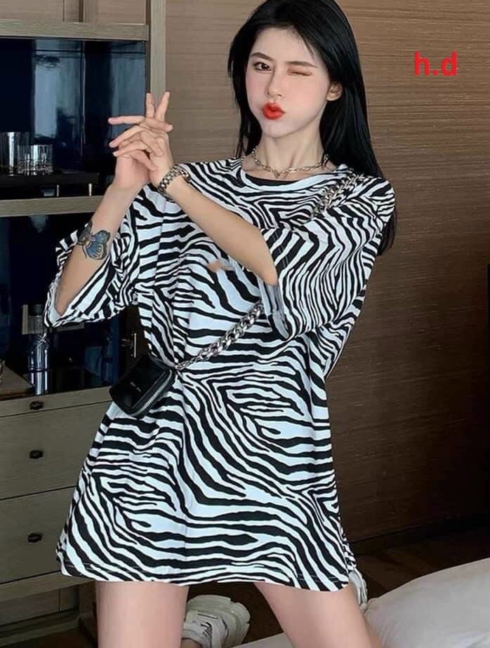 💋SIÊU PHẨM HOT💋 Áo Thun Nữ Ngắn Tay Họa Tiết Sọc Ngựa Vằn Thời Trang LQ10