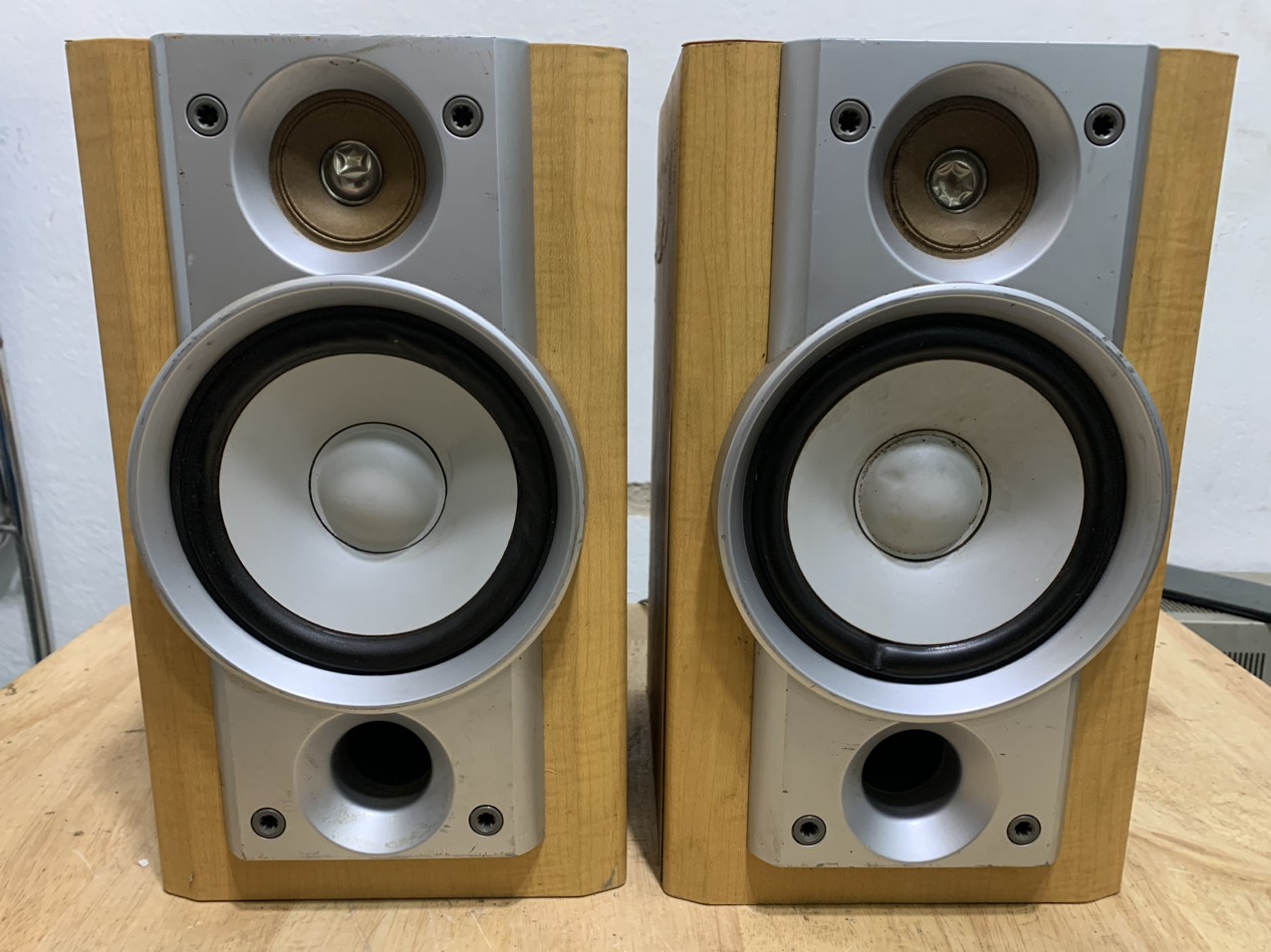 Bán Lanh Ly Cặp Loa Nghe Nhạc Victor  SP - MXS5MD nghe cực tốt (ko lưới)