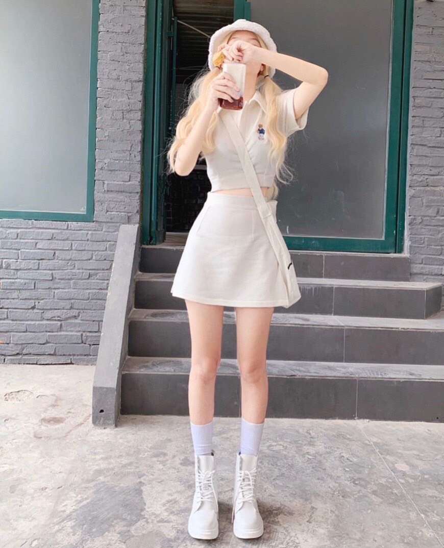 Set trang phục set quần sọc áo trắng Hà Kiều MSP072 chất liệu áo thun quần kaki