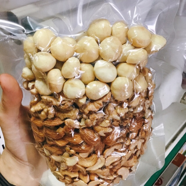 Hạt Mix Dinh Dưỡng: Macca, Quả Óc Chó, Hạnh Nhân Nguyên Vị, Hạt Điều 500g