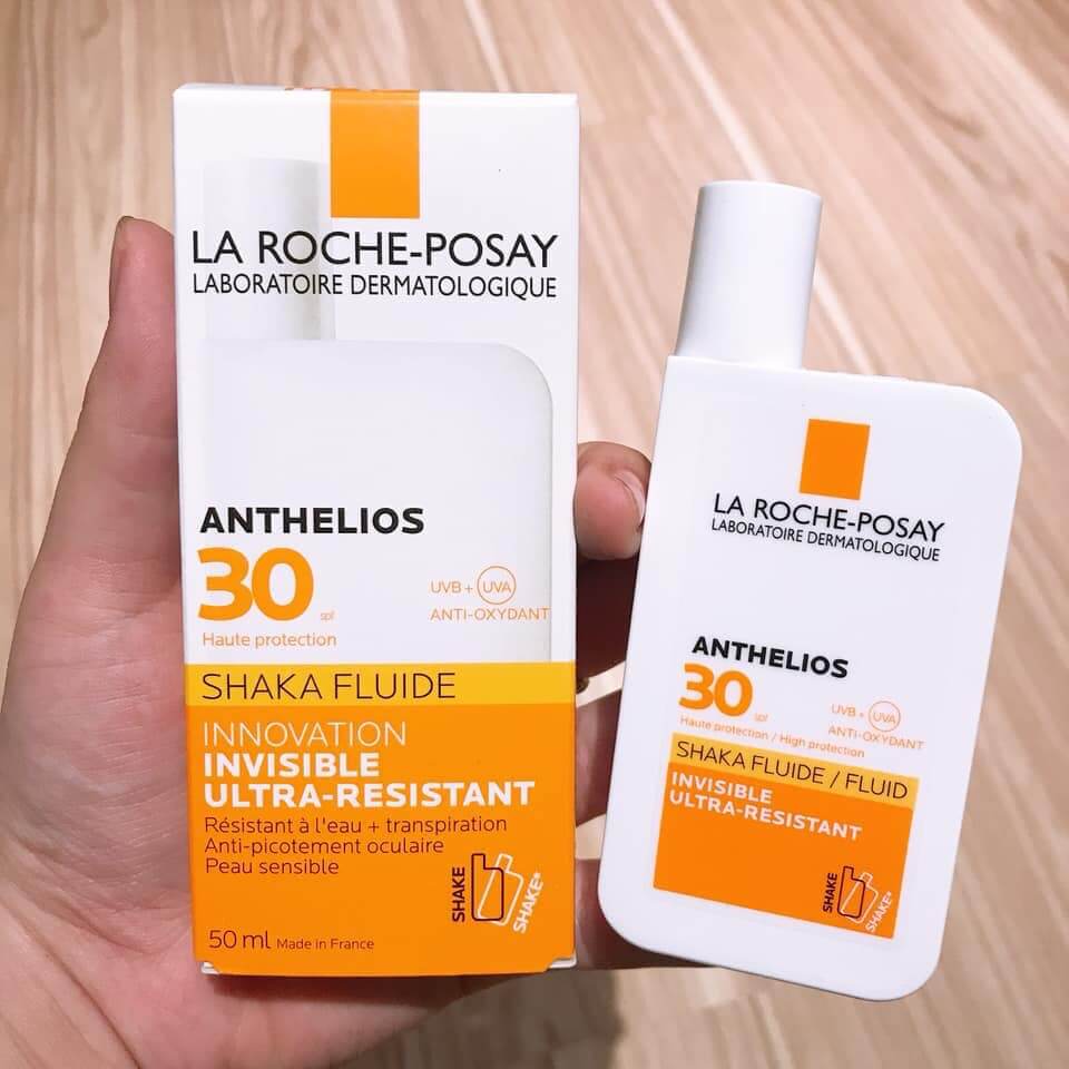 Kem chống nắng La Roche Posay Anthelios XL Ultra – Light Fluid SPF 50+
