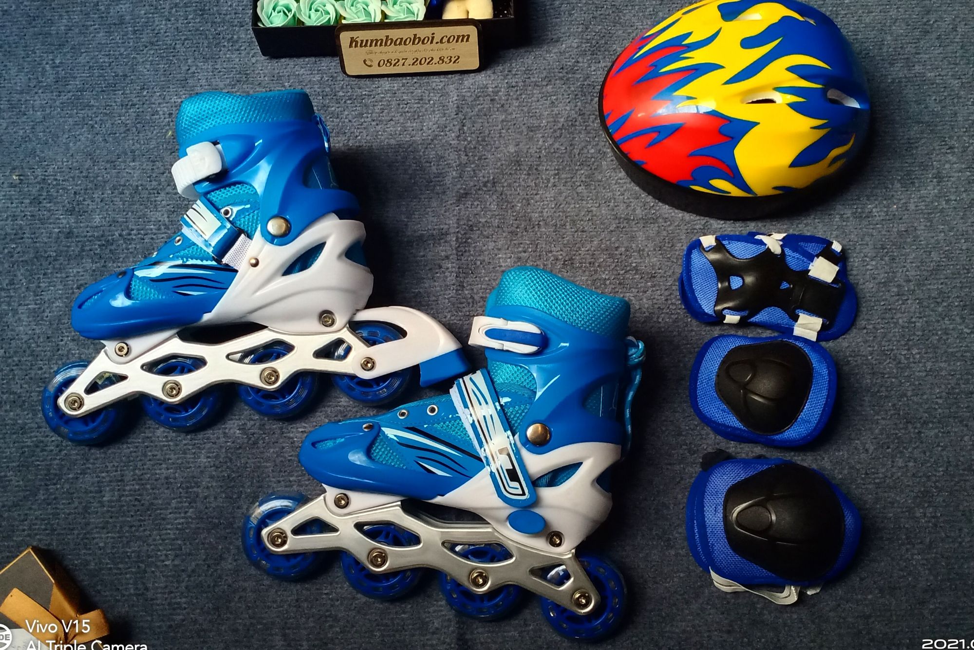 Giày patin 4 bánh dọc có đèn Led bánh trước full bảo hộ