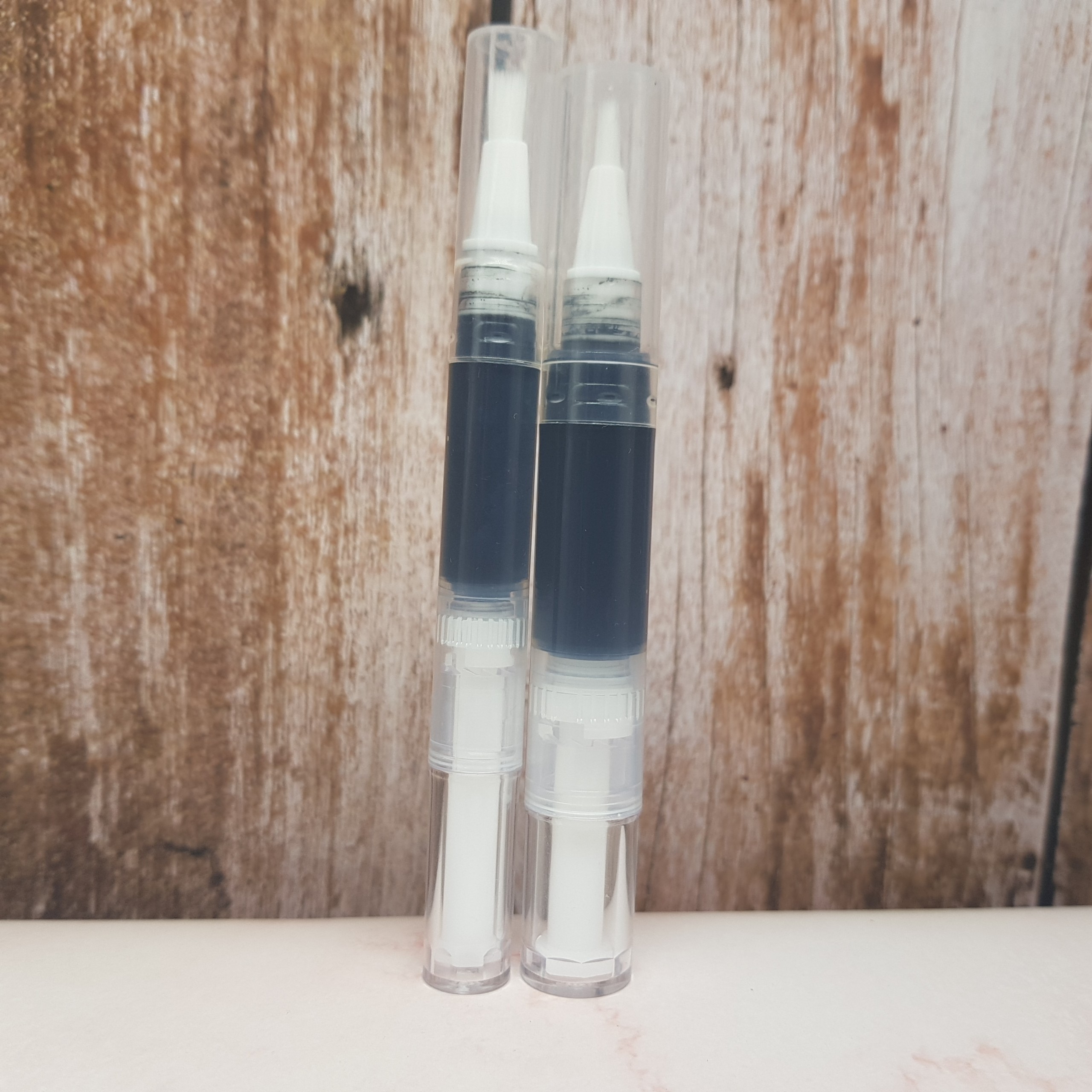 Bút Repaint Giày, Đế Giày chuyên dụng cao cấp loại xịn màu đen (5ml)