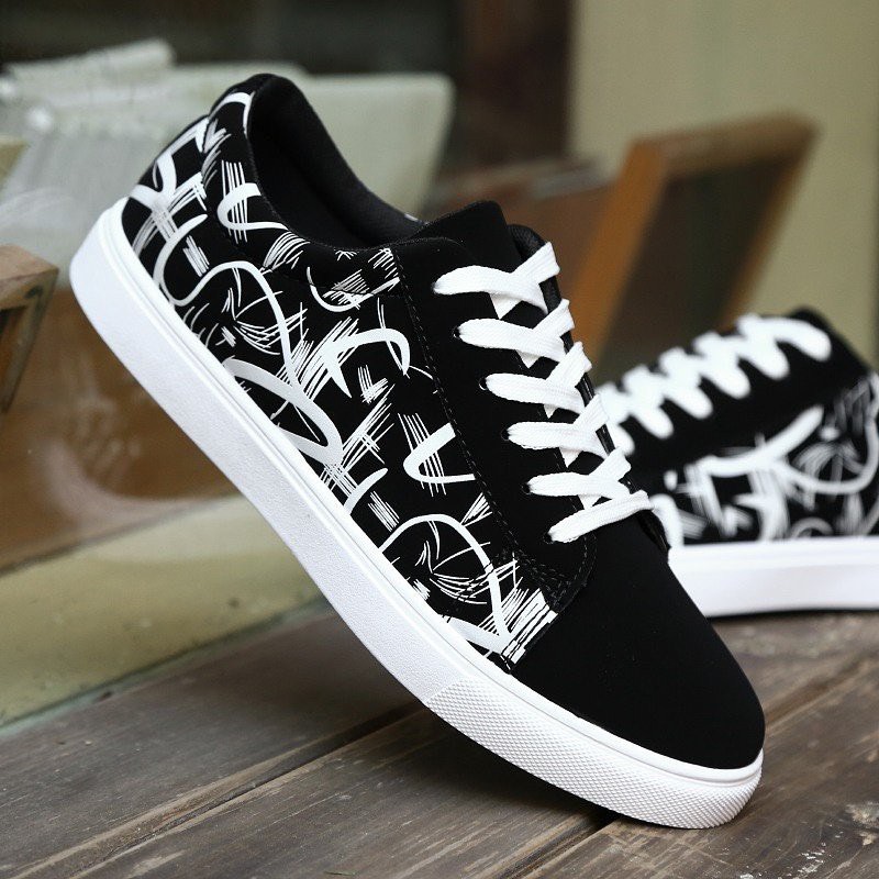 Giày sneaker nam, giày thể thao nam hoa văn phối màu đen trắng cổ thấp