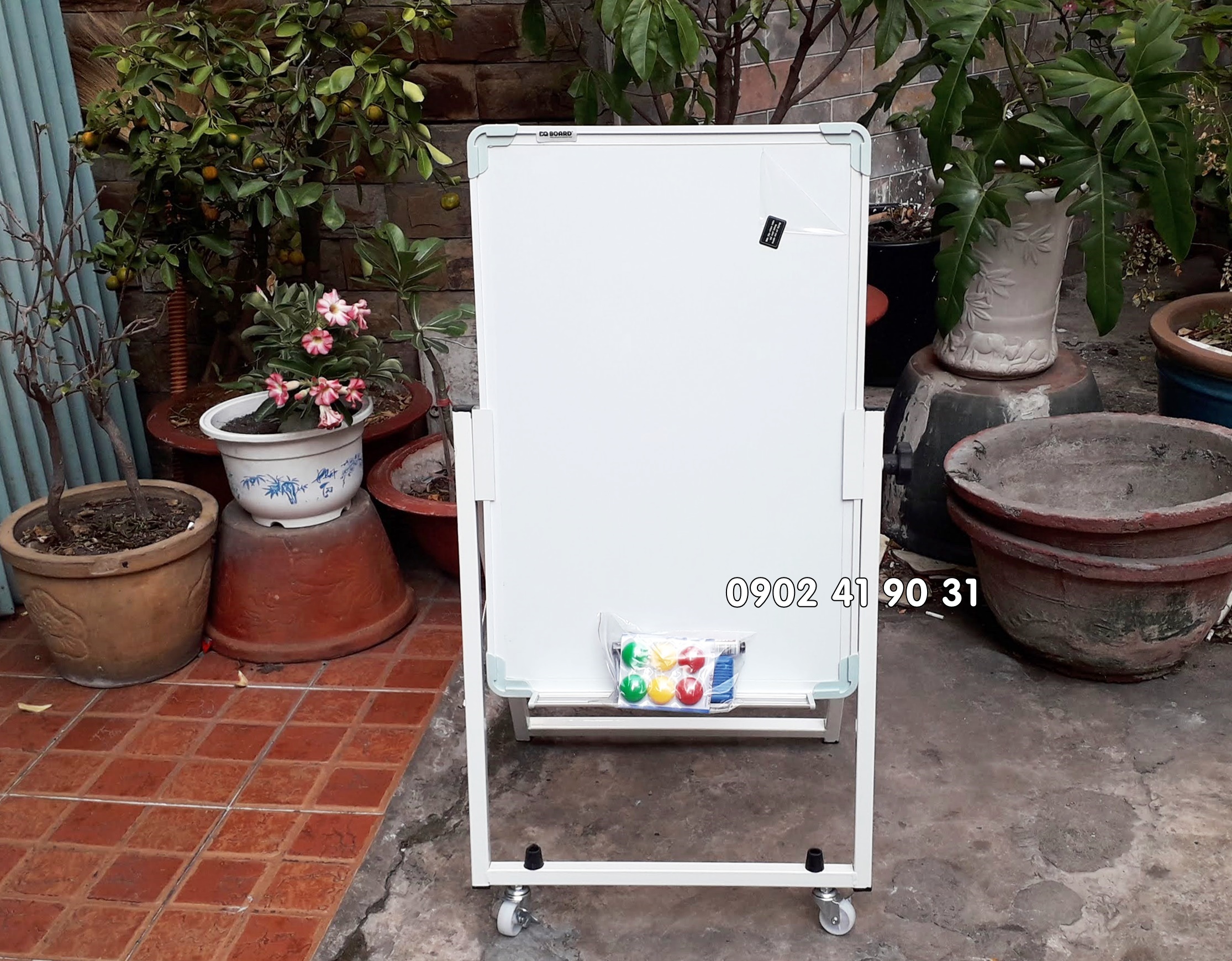 Bảng Flipchart Chân Gấp DQ Board 40 x 60cm