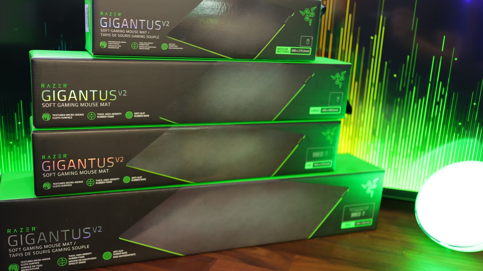 Bàn di chuột Razer Gigantus V2 - Chính hãng
