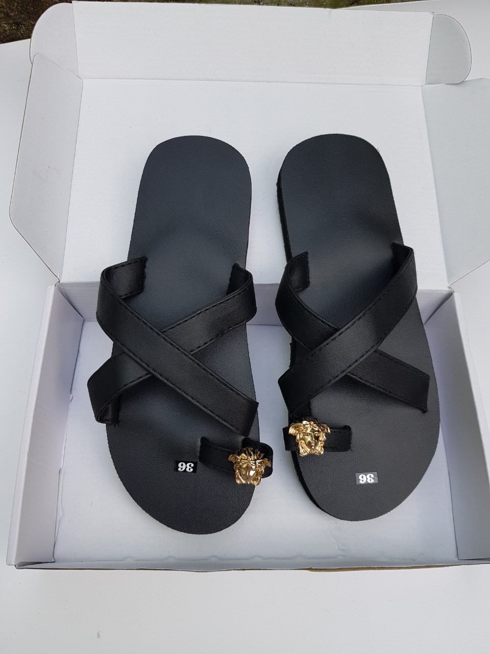 thới giới dép sandal dép quai chéo có sỏ ngón đế đen quai đen nam và nữ