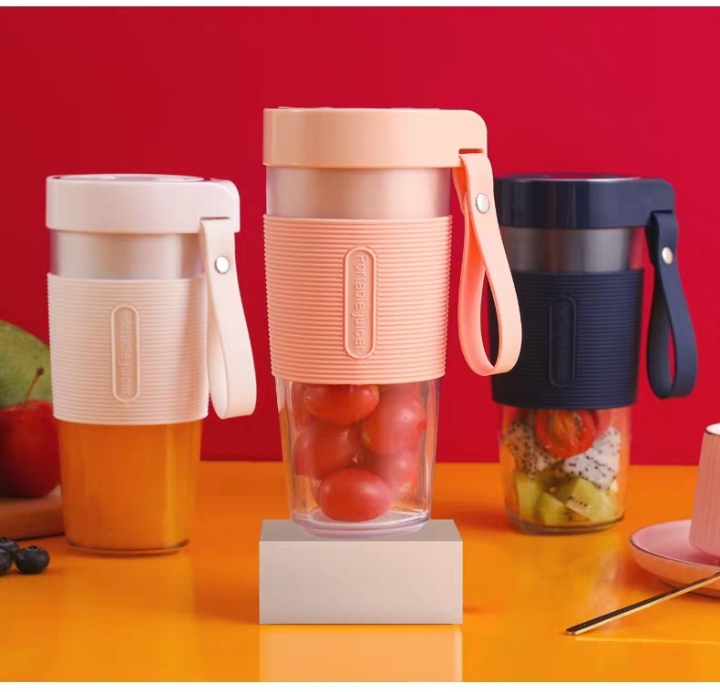 Máy Xay Sinh Tố Portable Mini Juicer Sạc Pin Máy Xay Sinh Tố Xách Tay Không Cần Điện Kiểu Dáng Đẹp Hiện Đại