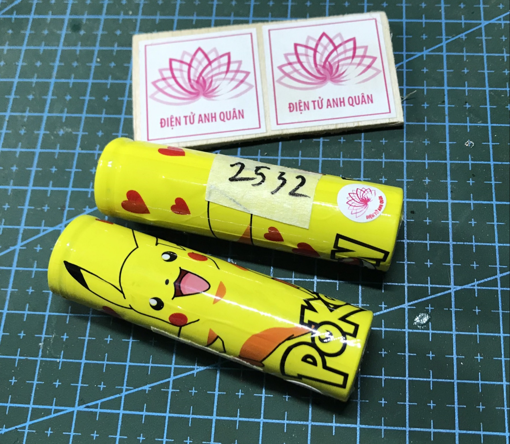 Pin 18650 phiên bản pikachi .