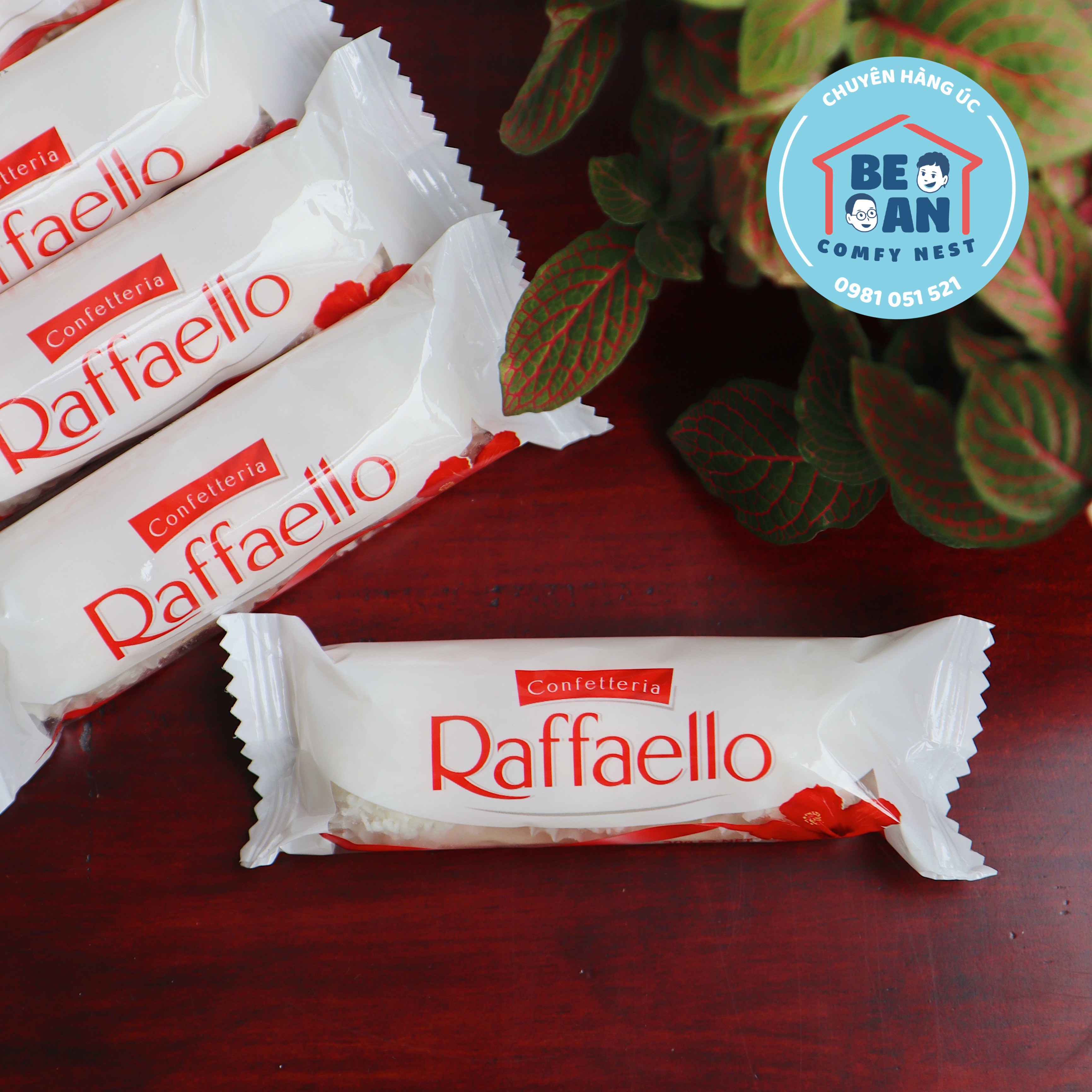 Kẹo socola trắng bọc dừa Raffaello - Hàng nhập Úc