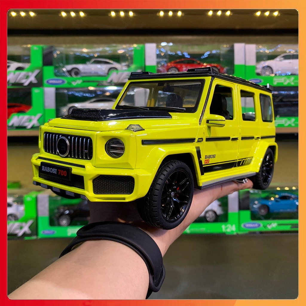 Xe mô hình mercedes benz g700 brabus cao cấp tỉ lệ 1:18 hãng weituo màu vàng, màu đỏ