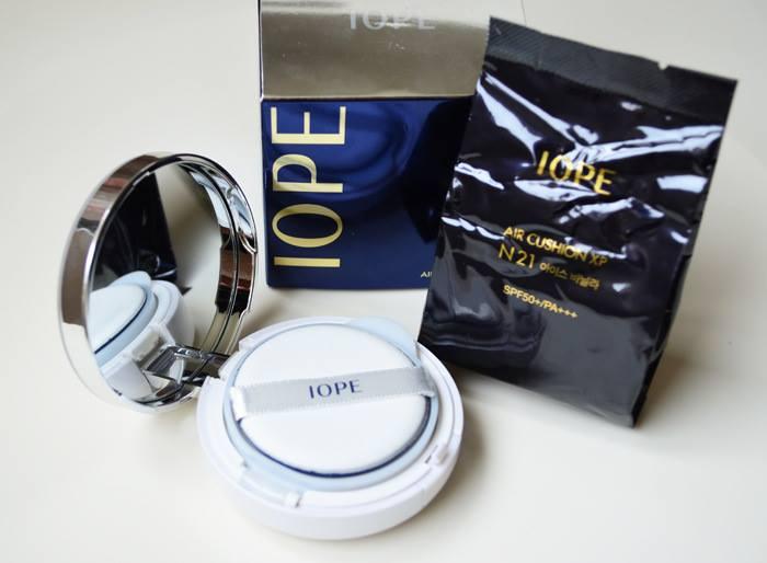 Phấn nước 2 lõi IOPE Air Cushion XP SPF 50