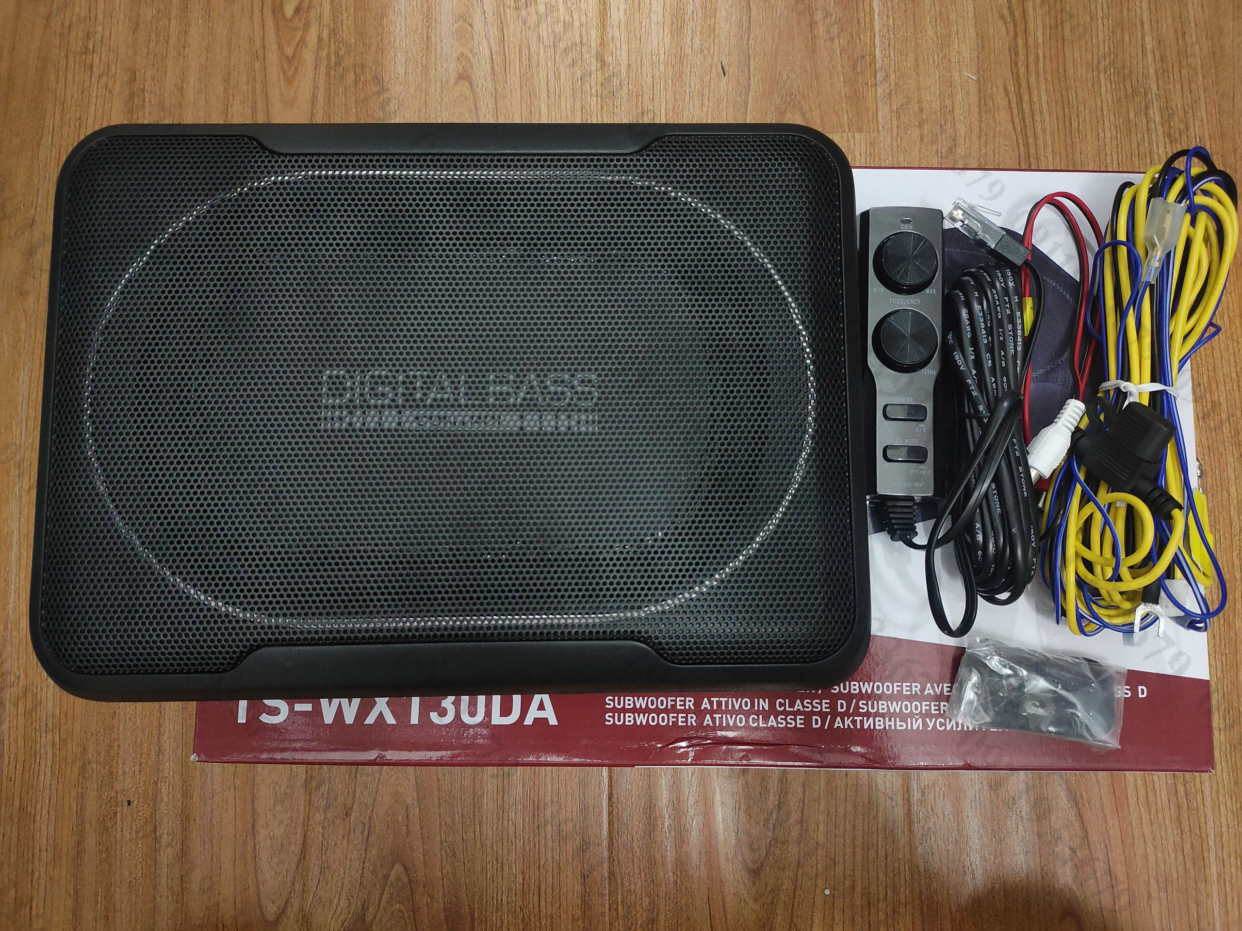 [HCM]Loa Sub,Loa Bass,Loa Siêu Trầm, Loa Gầm Ghế Pioneer 130DA kèm dây giắc loa và điều khiển loa-tần số âm nhạc 160W,Bảo hành 12 tháng