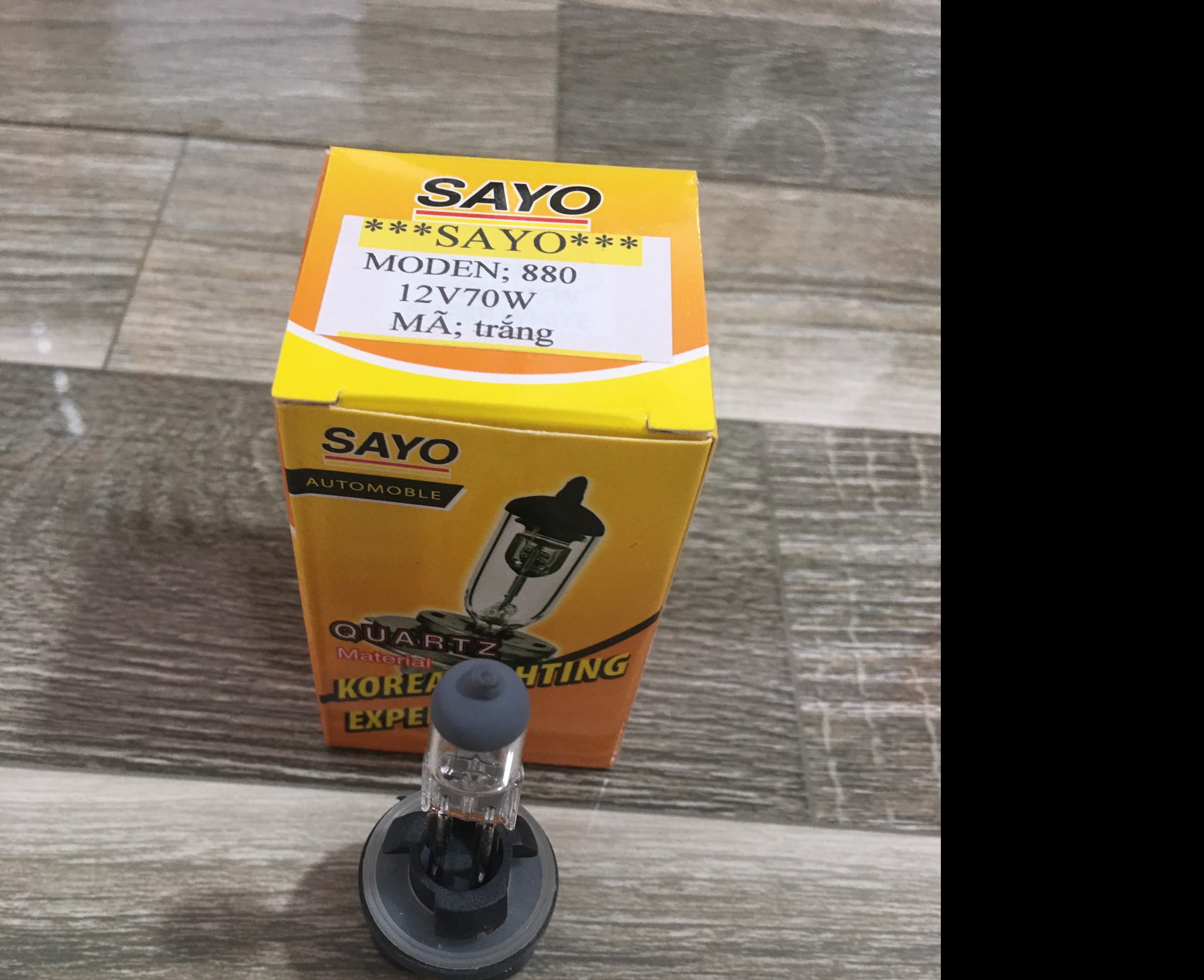 Sản phẩm gia đình làm: Bóng đèn pha 880 12v 70w sáng +30% Sây-ơ