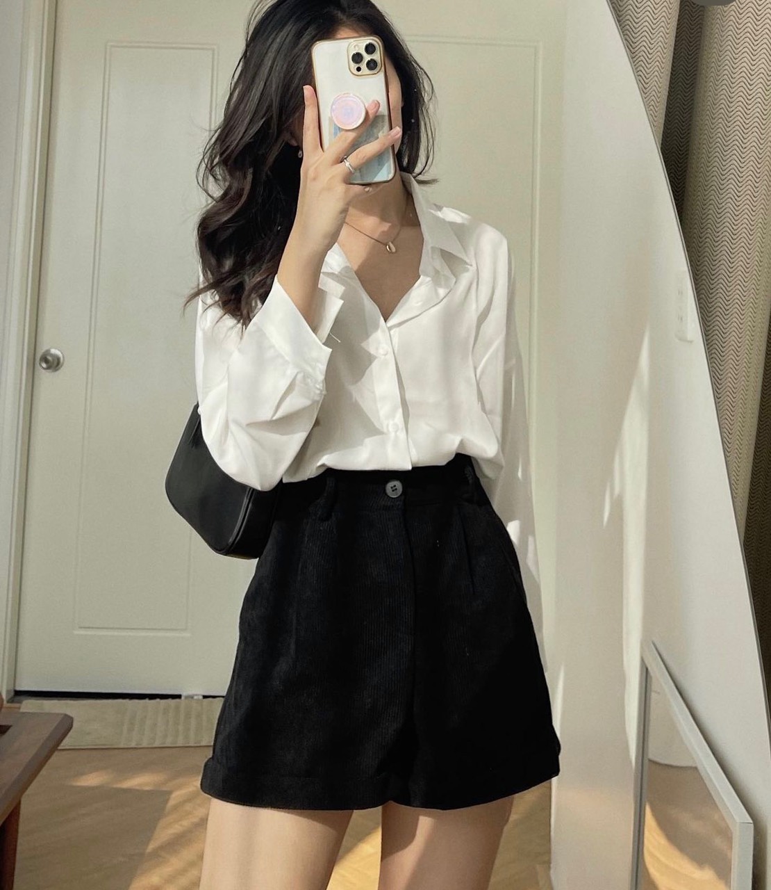 Áo sơ mi nữ Chil studio áo sơ mi tay phồng cổ đức chất lụa Hàn phối túi mềm mát không lộ