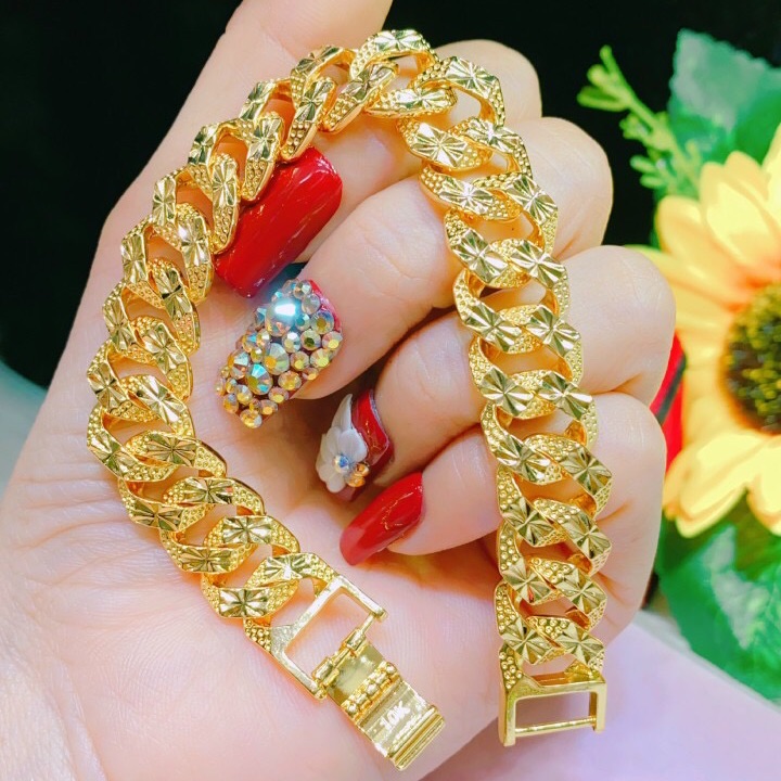 Lắc tay nữ kiểu chạm mạ vàng 18k cao cấp mẫu mới cực đẹp