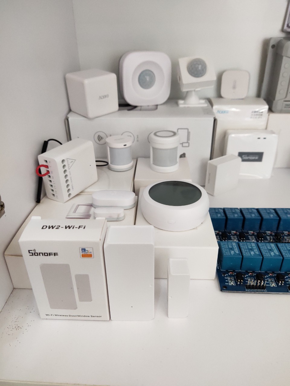 Bộ Cảm Biến Cửa-Cửa Sổ Không Dây Sonoff DW2 kết nối Wifi