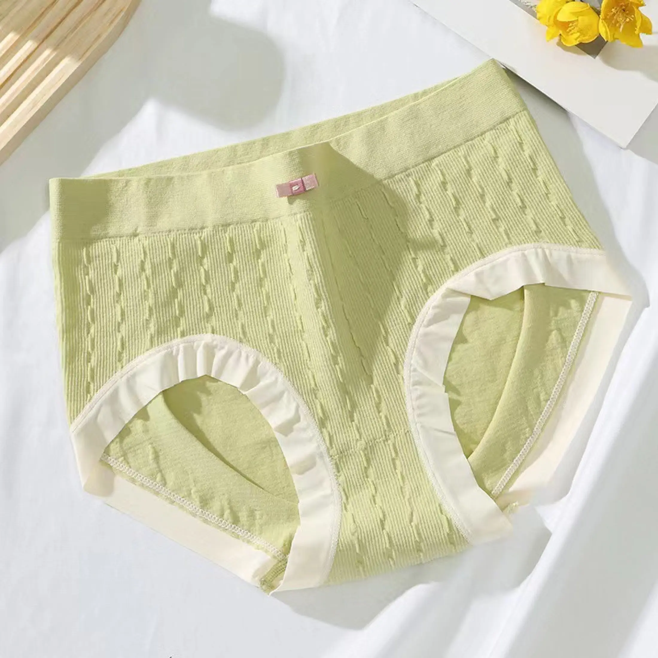 quần chip nữ, quần chip nữ sexy, quần chip nữ cotton, quần chip nữ gợi cảm, quần chip nữ bigsize, quần chip nữ cạp cao, quần chip nữ cạp thấp, quần chip nữ ren, quần chip nữ không lộ viền, quần chip nữ không đường may, quần chip nữ cute, quần chip nữ cao cấp