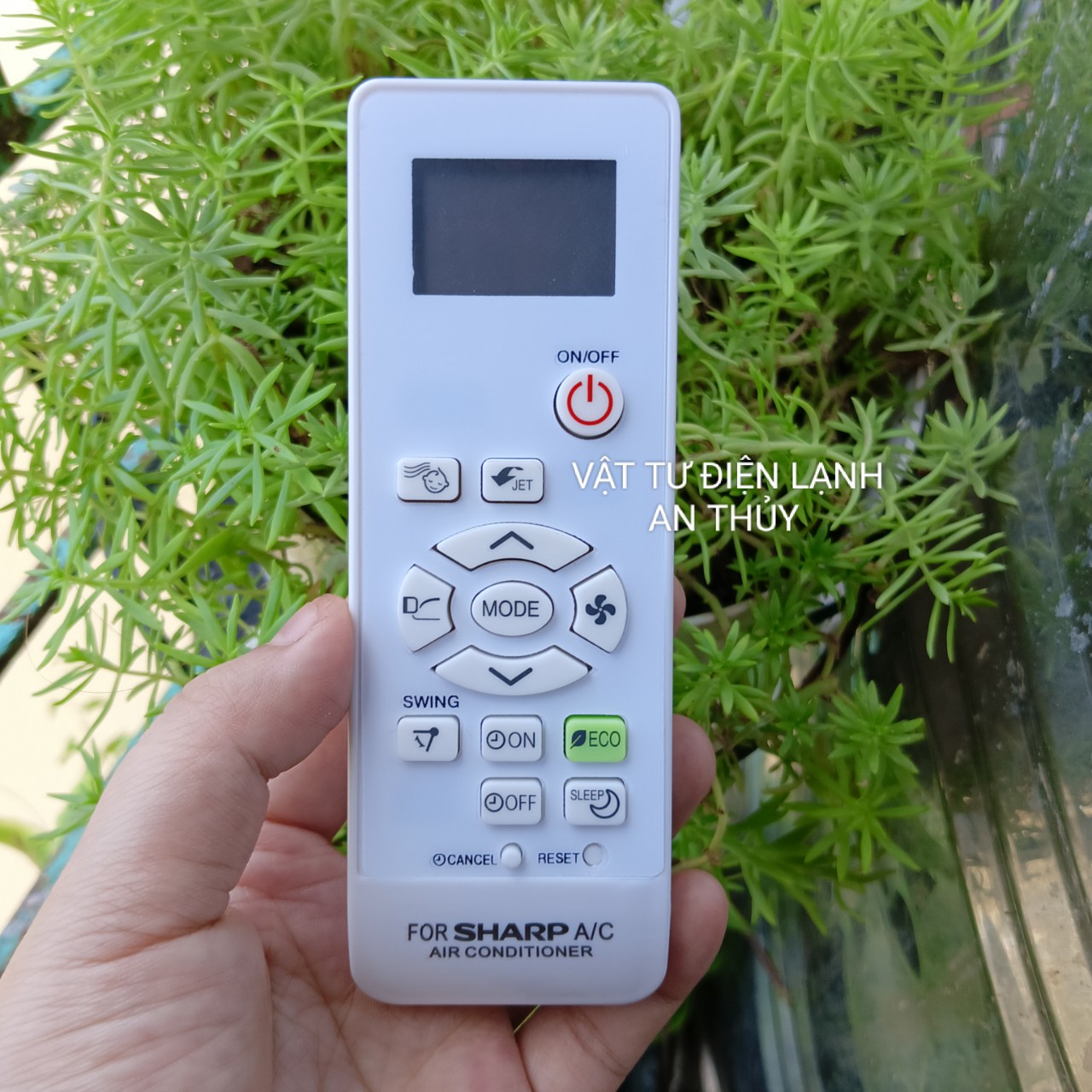 Điều khiển điều hòa Sharp Inverter Chiếc lá nút nguồn đỏ-Remost máy lạnh sharp inver