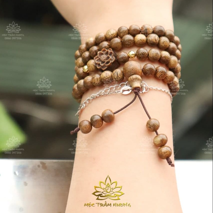 Vòng tay TRẦM HƯƠNG TỰ NHIÊN 100%, 108 Hạt Nam/Nữ đính Sen Gỗ Trầm Hương mang lại MAY MẮN & TÀI LỘC (Tặng Lá Bồ Đề + Túi Đựng Vòng)