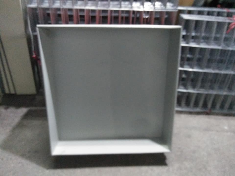 khây tôn chuồng gà sơn tĩnh điện khổ 80