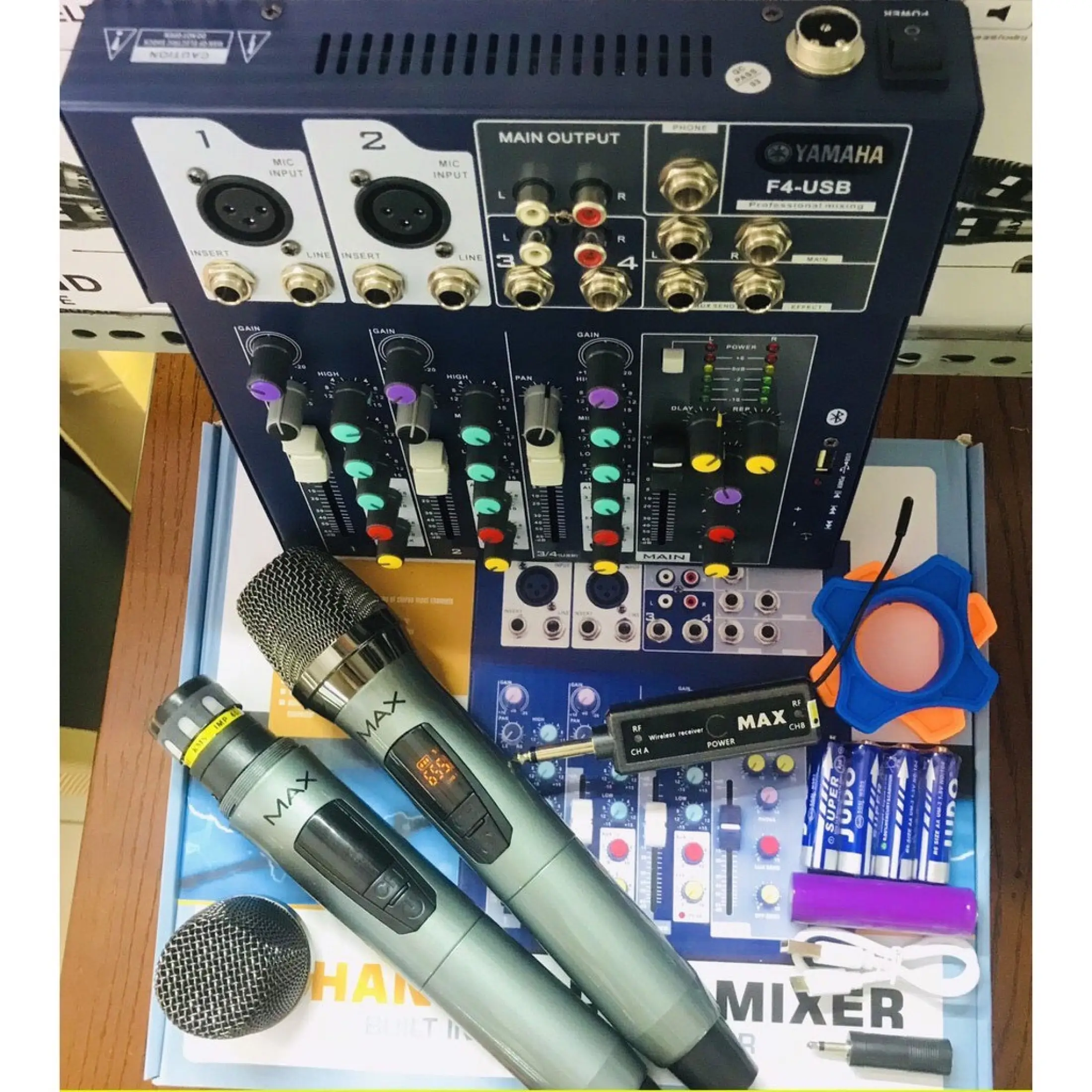 Trọn Bộ Thu Âm Mixer F4 Bluetooth Mixer Yamaha F4 + Micro Max39 Không Dây