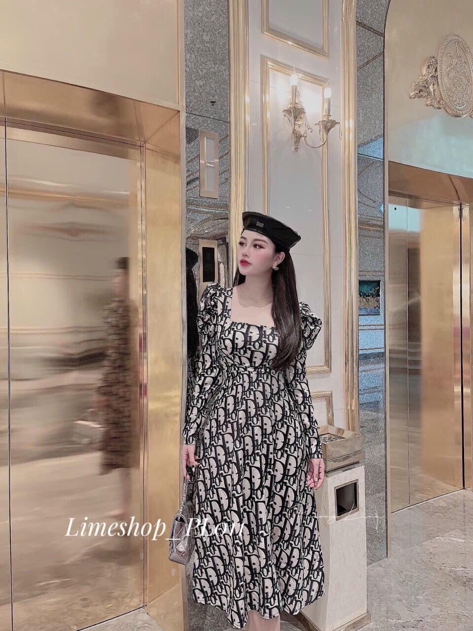 Đầm suông tay dài phồng cổ vuông sang trọng