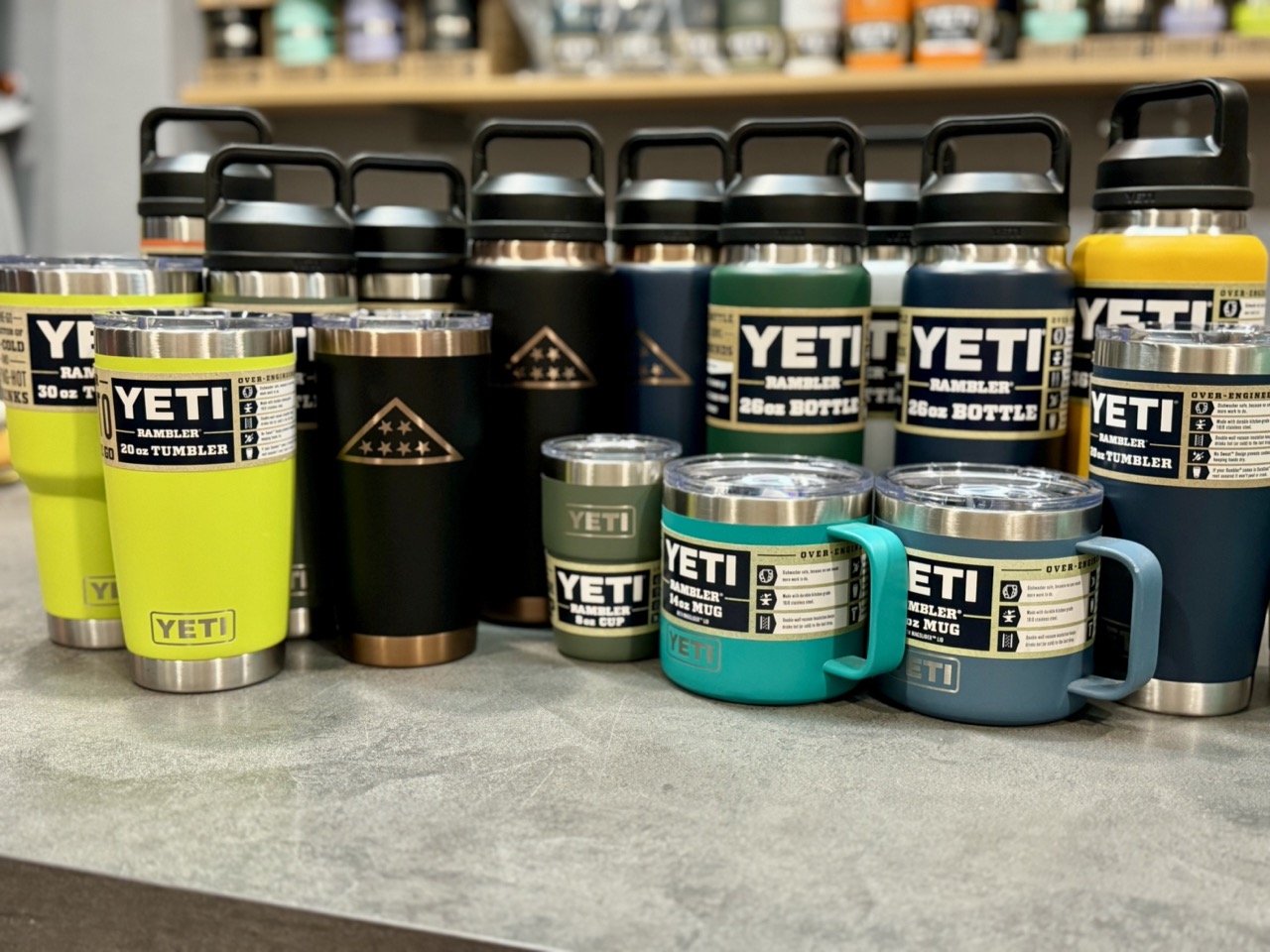 Thanh lý sản phẩm yeti va stanley bị lỗi do qua trình vận chuyển