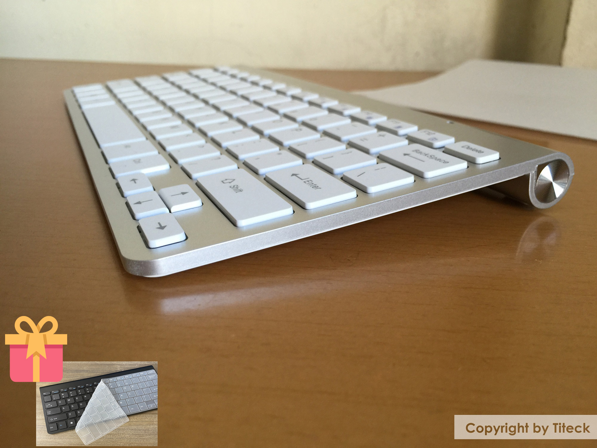 Bàn phím không dây cao cấp dùng cho laptop, PC, Smart TV tăng kèm miếng phủ silicon bảo vệ chống nước, bụi bẩn