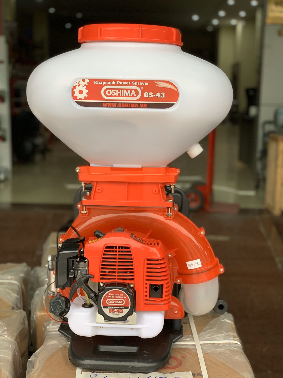 Bình phun xịt xạ phân 26l oshima os 43