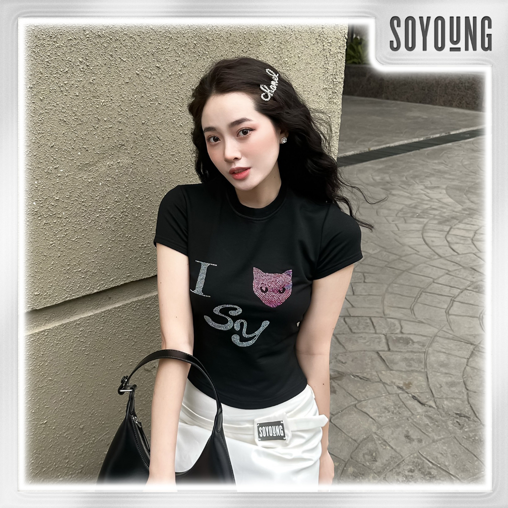 Áo croptop SY Tee họa tiết đính đá với thiết kế ôm sát quyến rũ SOYOUNG - ASY220413