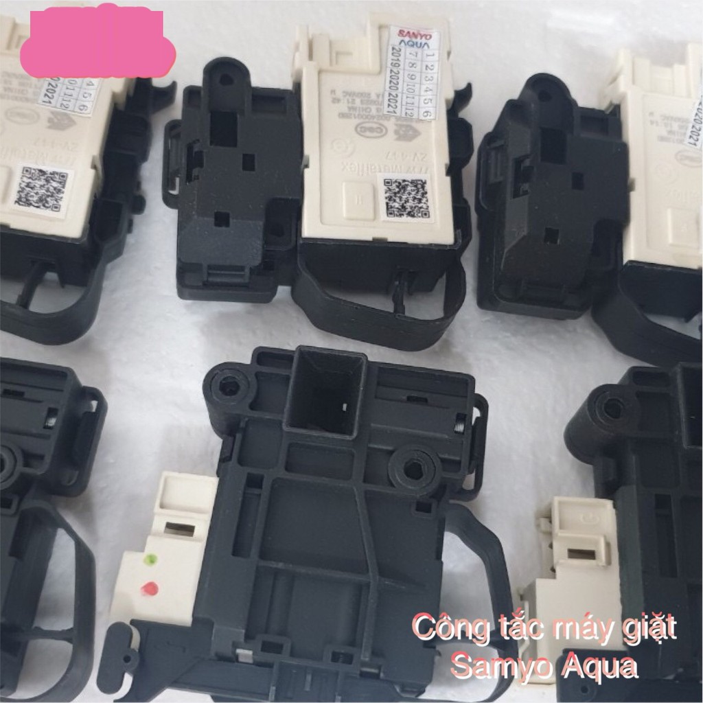 Công tắc khóa cửa máy giặt Sanyo Aqua inverter