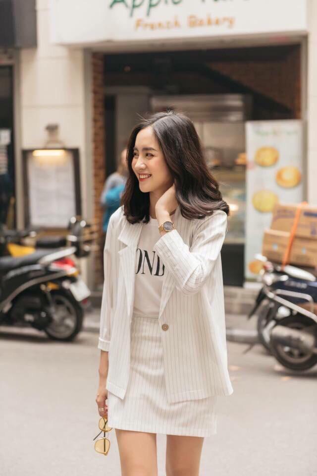 Set áo vest và chân váy cao cấp