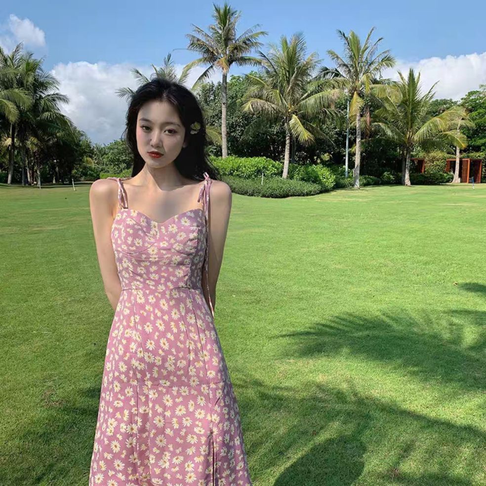 Đầm hoa cúc cột nơ xinh xắn
