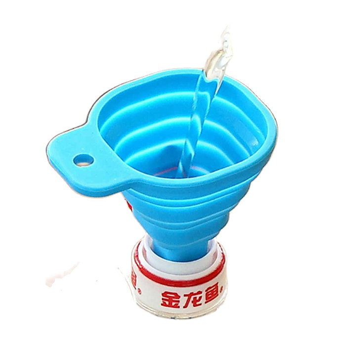 Phễu gấp silicon, thiết kế nhỏ gọn, dễ dàng vệ sinh sau khi sử dụng