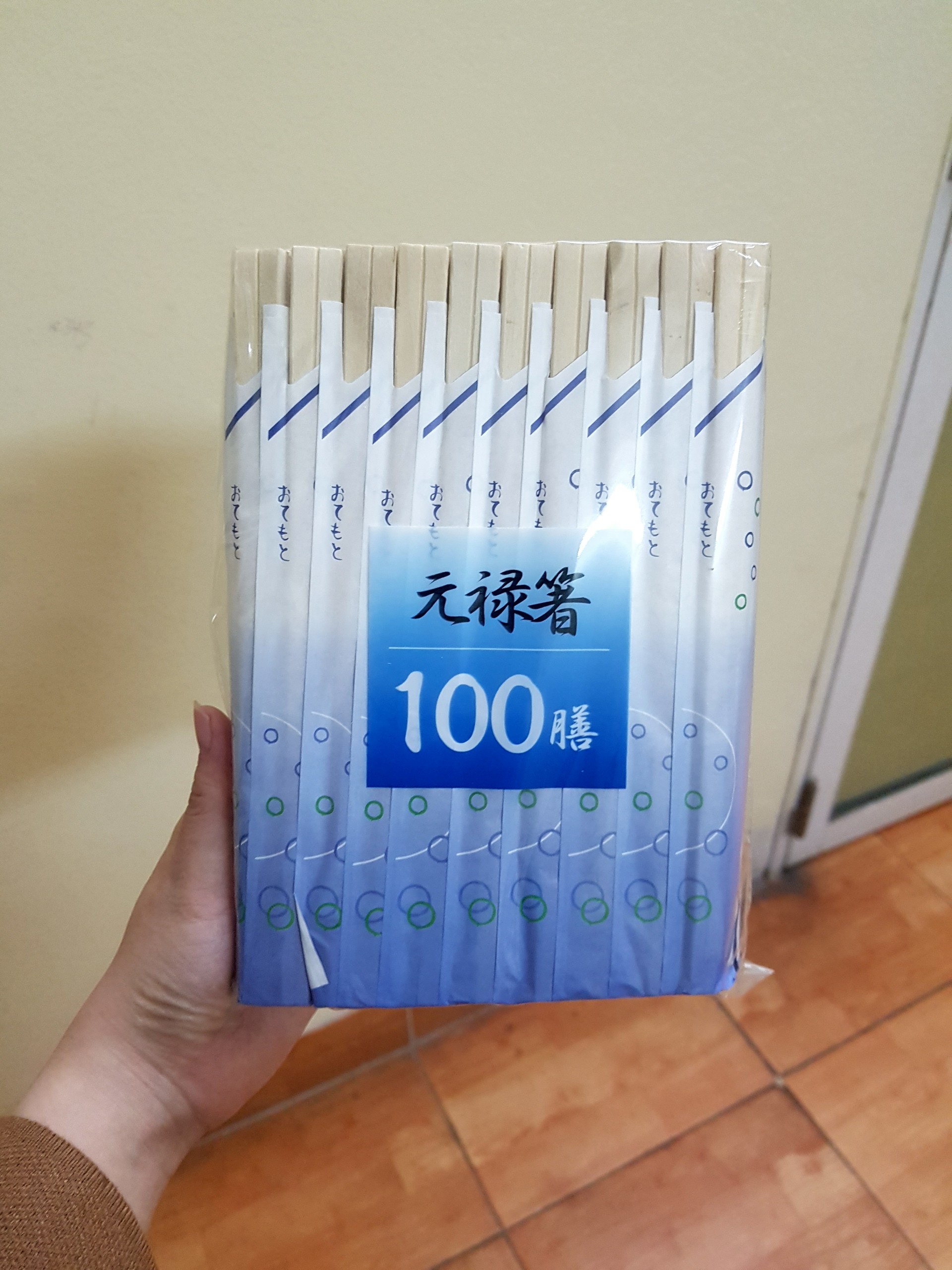 Đũa gỗ dùng 1 lần xuất nhật 100 đôi 1 gói