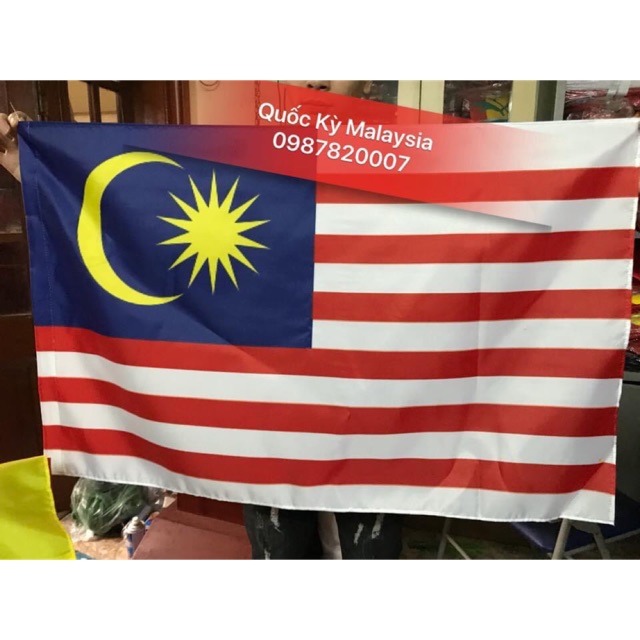 Malaysia cờ quốc kỳ 80x120cm: Một chiếc cờ quốc kỳ Malaysia có kích thước 80x120cm mang lại sự độc đáo và tinh tế cho không gian nhà bạn. Với sắc màu tươi sáng và chi tiết chân thực, cờ quốc kỳ Malaysia là món đồ trang trí không thể thiếu cho những ai yêu thích văn hóa và lịch sử quốc gia này. Hãy xem hình ảnh của chiếc cờ này để cảm nhận độ nổi bật và độc đáo.