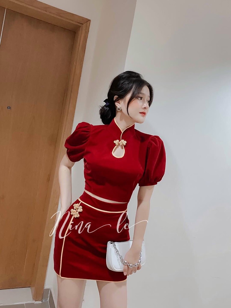 [hàng mới siêu phẩm] SET Áo Croptop + Chân Váy cổ tàu tay bồng