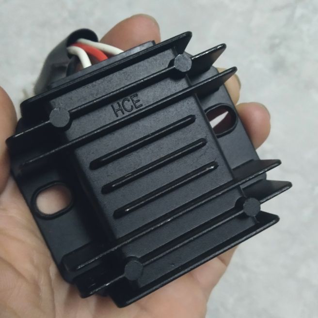 sạc Suzuki gd chính hãng hce logo in nổi lắp cho mọi dòng xe