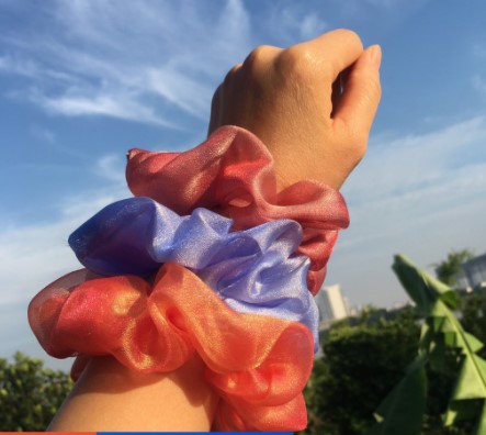 Cột tóc vải scrunchies von lụa ánh kim mềm xịn