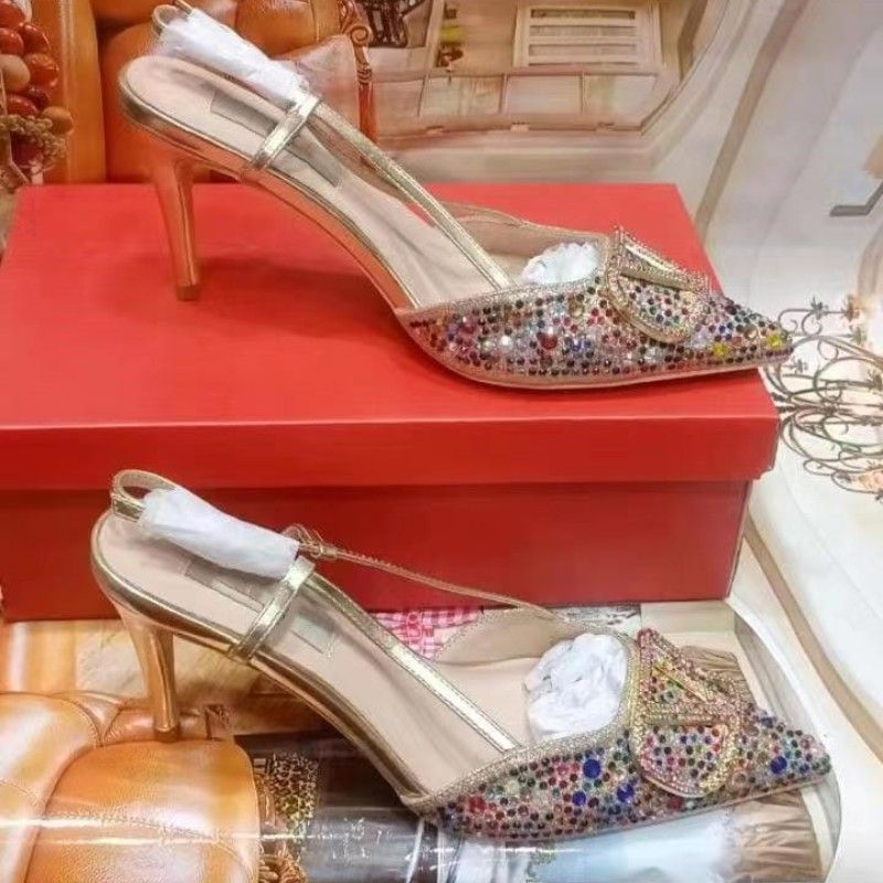 The new summer internet celebrity of VTˉlarge size shallow mouth sandals, pointed toe, thin heel, wrapped head, rhinestone, and high heel women's shoe trend with back strap