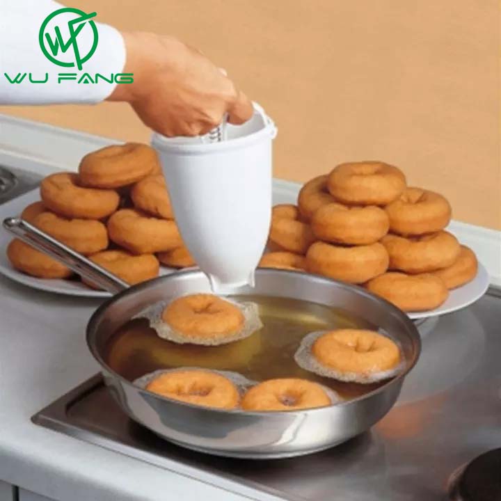 Máy làm bánh donut WU FANG cầm tay bằng nhựa-INTL