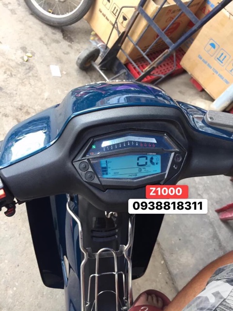 Đồng hồ điện tử Z1000 gắn Wave kèm bợ cổ