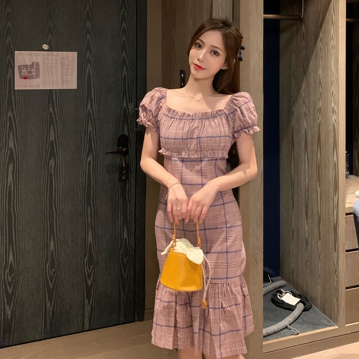 Đầm suông kiểu đuôi cá