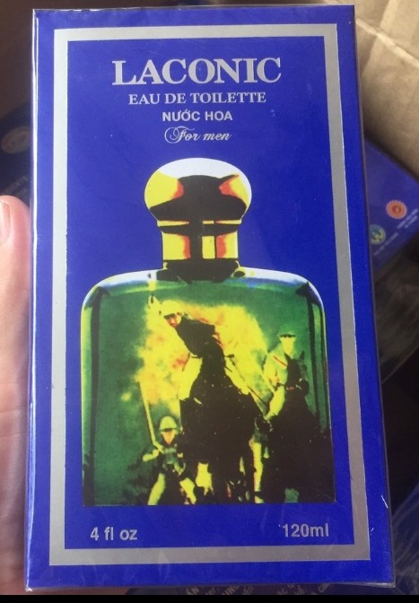 Nước hoa LACONIC màu xanh chai 120ml