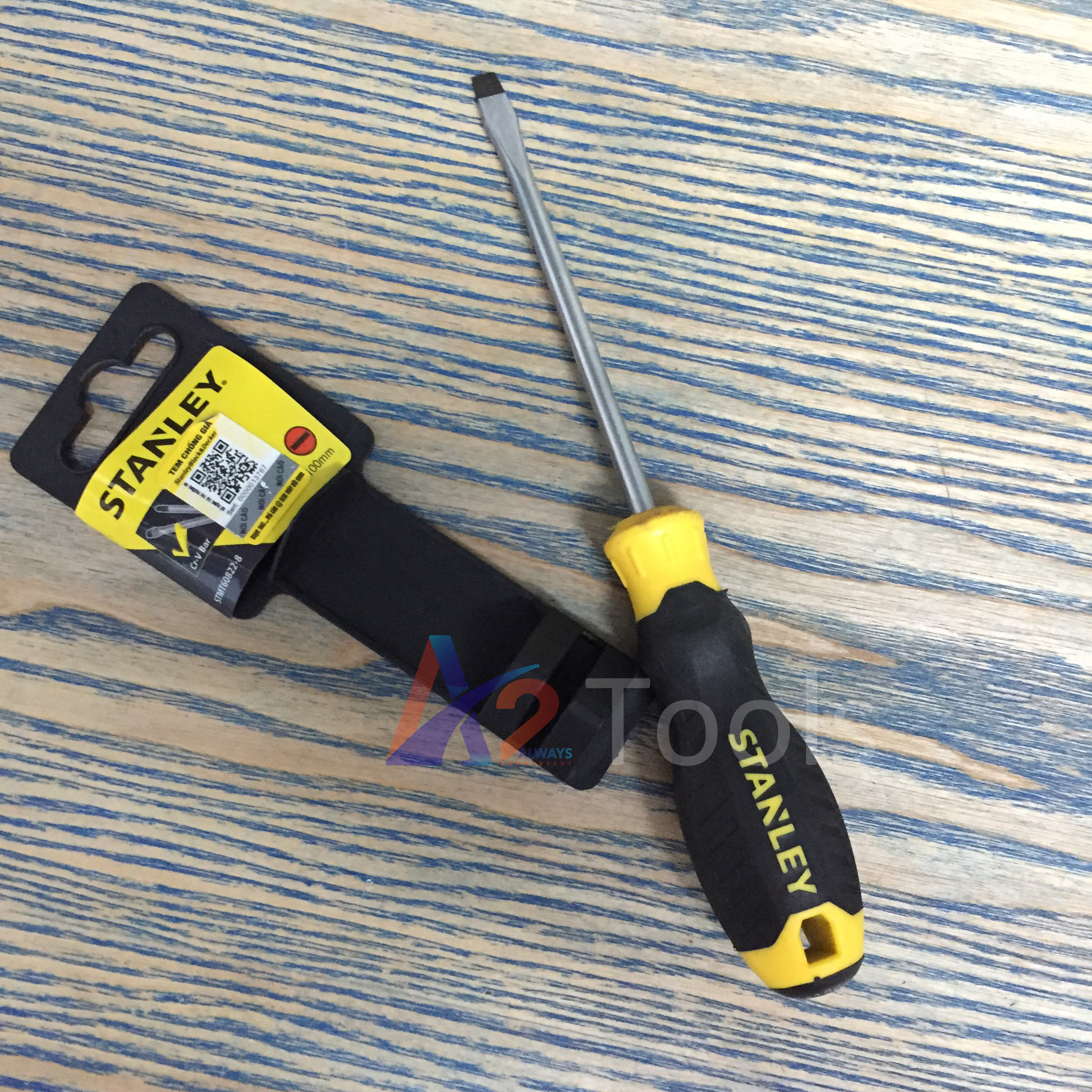 Tua vít dẹp 5x100mm có từ stanley stmt60822-8